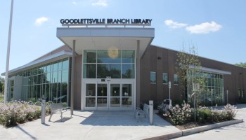 Front entrance of Goodlettsville Public Library