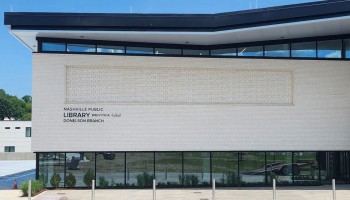 donelson library building