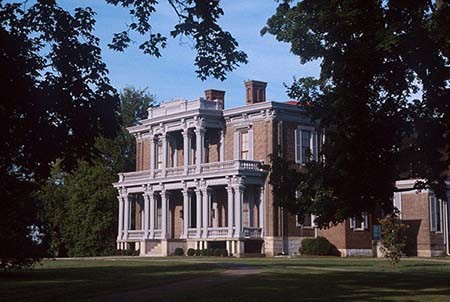 Two Rivers Mansion