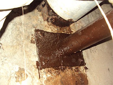 AFTER - Manhole 9 CND Slip Jt Strut to East Wall