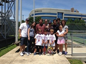 Tournament photo families and players