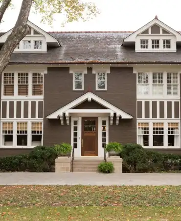 Residential, Preservation Award, 3946 Woodlawn Drive