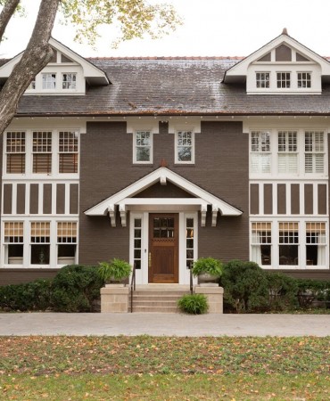 Residential, Preservation Award, 3946 Woodlawn Drive