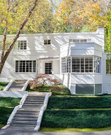 Residential, Preservation Award, 5335 Stanford Drive