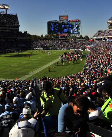crowd overlooking Nissan Stadium field