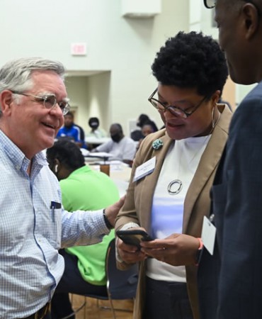 Mayor Greeting Participants