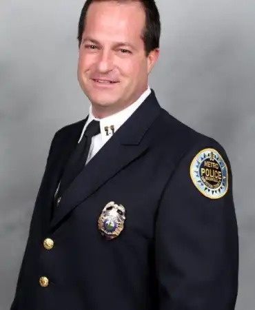 Commander Jason Starling