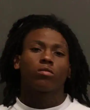 Davion Buford, 17