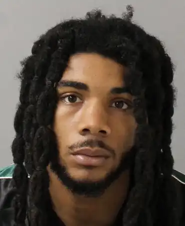 Dyquan Collins, 22