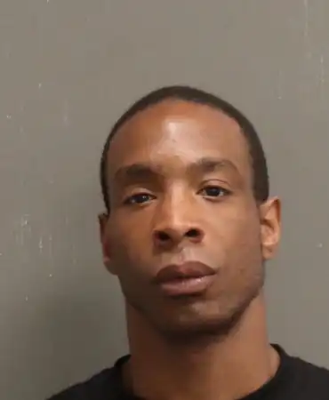 Stephen Robertson, 30