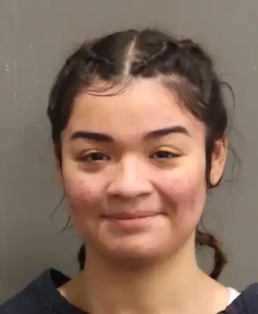 Gabrielle Castelianos, 20.