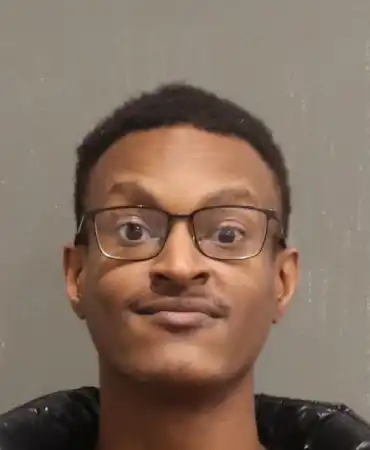 Nicholas Washington, 25