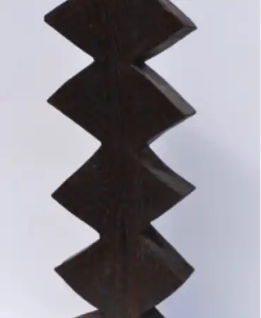 Zipper, sculpture by Lindsy Davis
