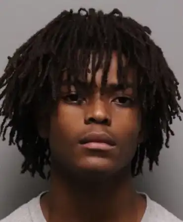 Davone Elliott, 15