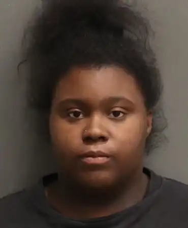 Dakiyah-Childress-19