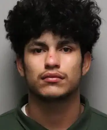 Ceasar Chavez-Perdomo, 17