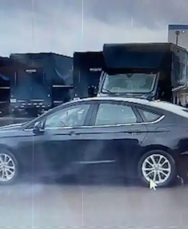 Suspect vehicle