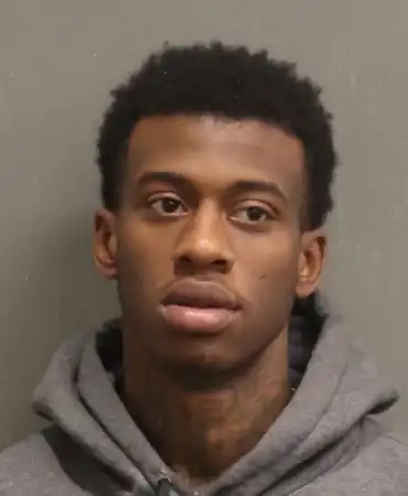 Marquez Daveon Davis, 22