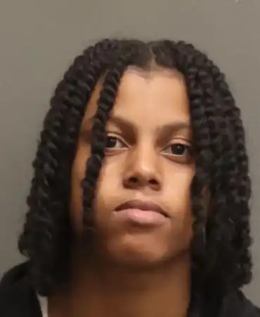 Aliecia McKnight, 18