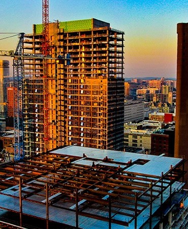 construction of buildings in downtown Nashville