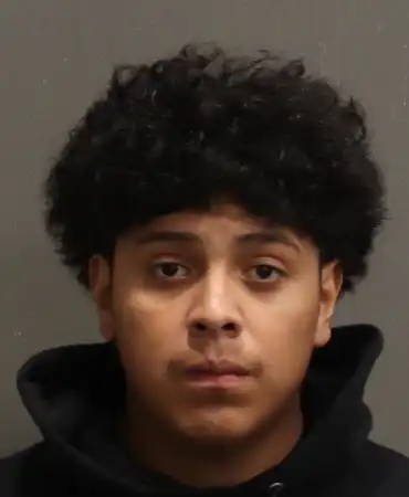 Andre Mendoza, 18