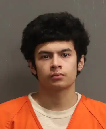 Josue Flores-Mercado, 20