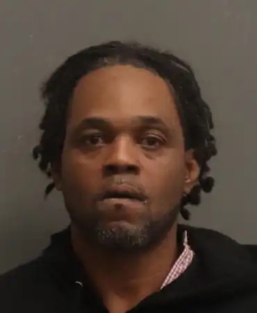 Jozmel Hugger, 44