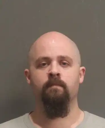 Devlin Dryden, 33