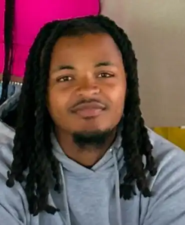 Uriel Miller, 26
