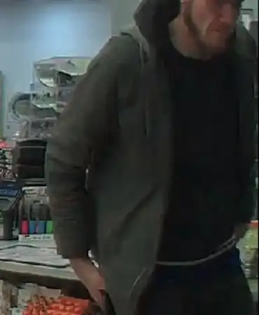 Ball-Cap-Suspect