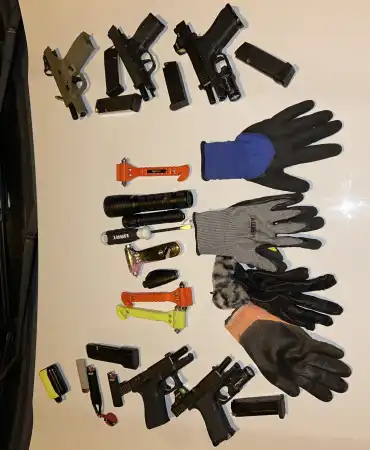 Guns-and-Burglary-Tools