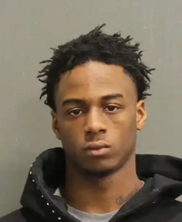 De’Quaeveon Jackson, 18