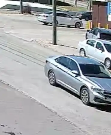 Suspect vehicle