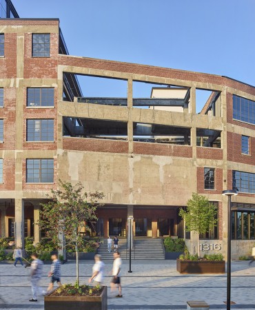 Neuhoff Curve Building, 1316 Adams Street