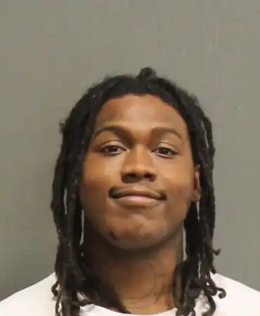 Tongai Davidson, 21