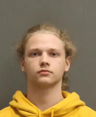 Tyler-Moore -18