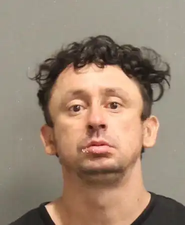 Walter Rivera Morel, 44