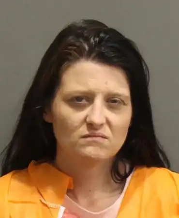 Hannah Crague, 34