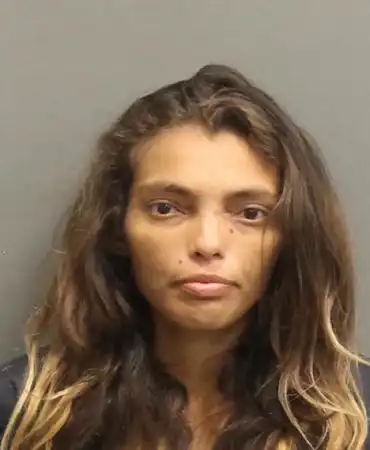 Karen Y. Argueta, 28