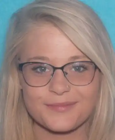 Payton Leann England, 28