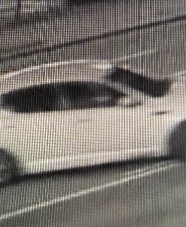 White-Sedan
