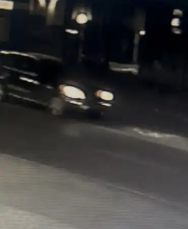 Black Mercedes SUV
