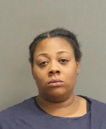 Yavonda Cowan, 28